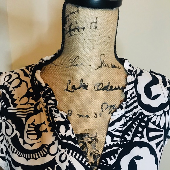 crown & ivy Navy and White Spring Dress - Picture 2 of 7